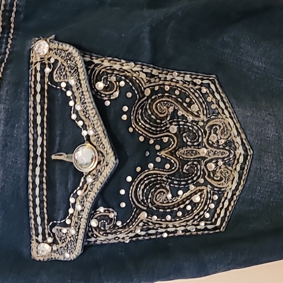 Apt. 9 bedazzled jeans size 14 - Picture 6 of 9